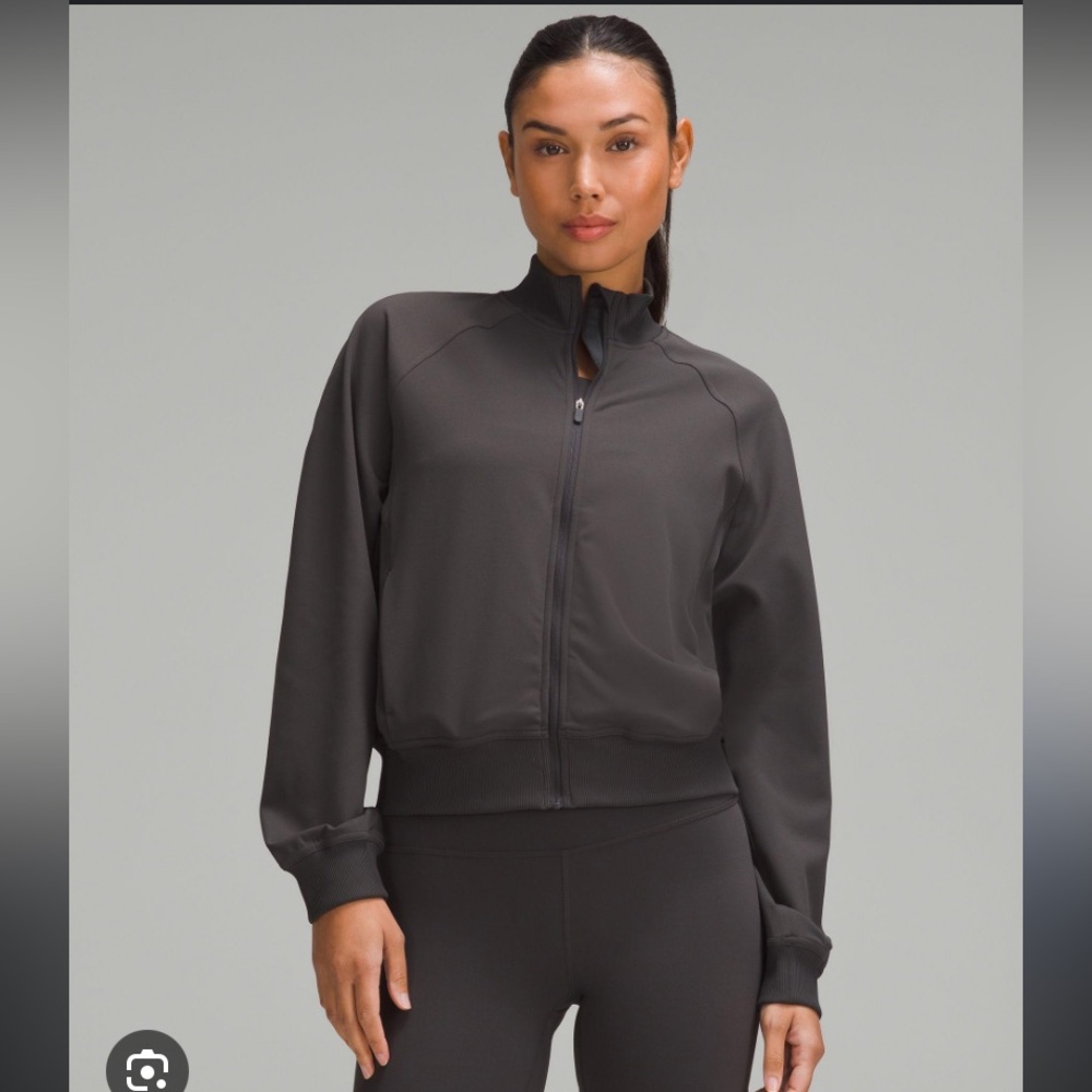 NWT Lululemon Wunder Train Track Jacket *Twill. Graphite gray.  Size 10.